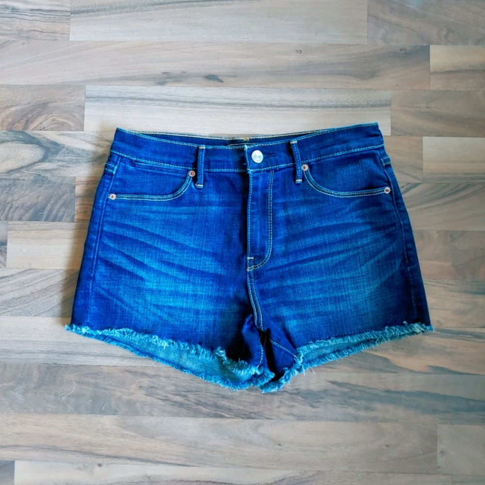 NWOT Abercrombie and Fitch Cut Off. Festival Shorts